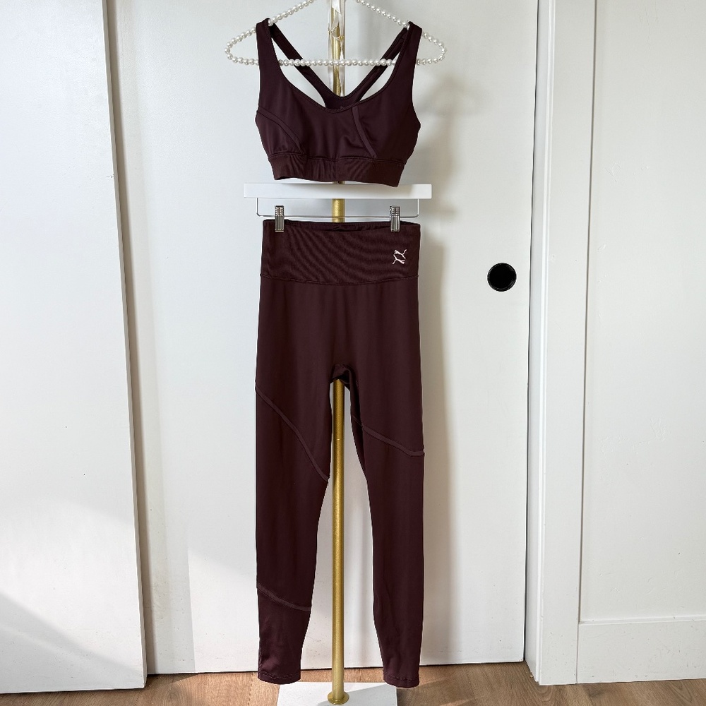 Puma Activewear Set (Sports Bra + Leggings) – Size XS/S